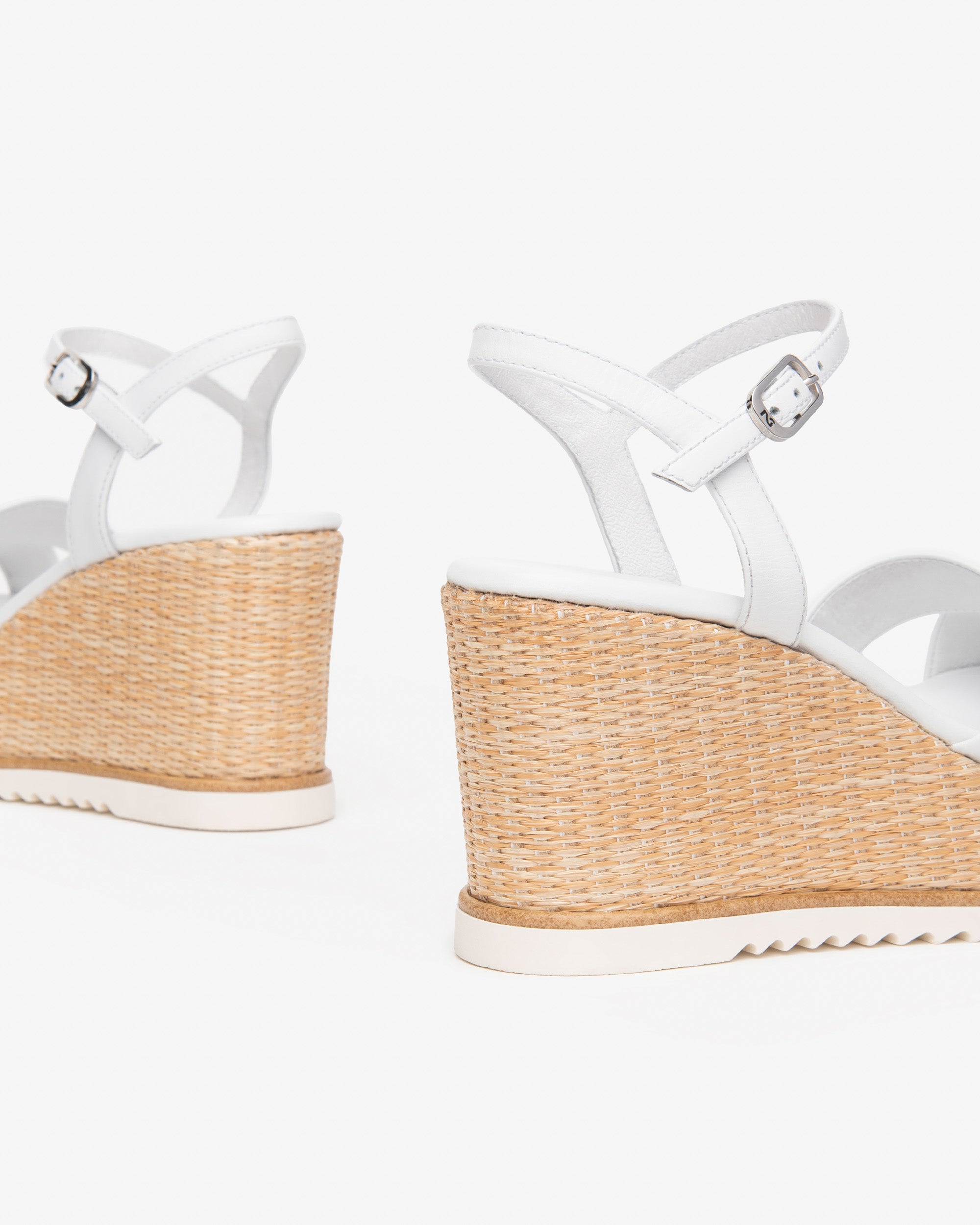 Sandali bianchi con zeppa nero giardini shop